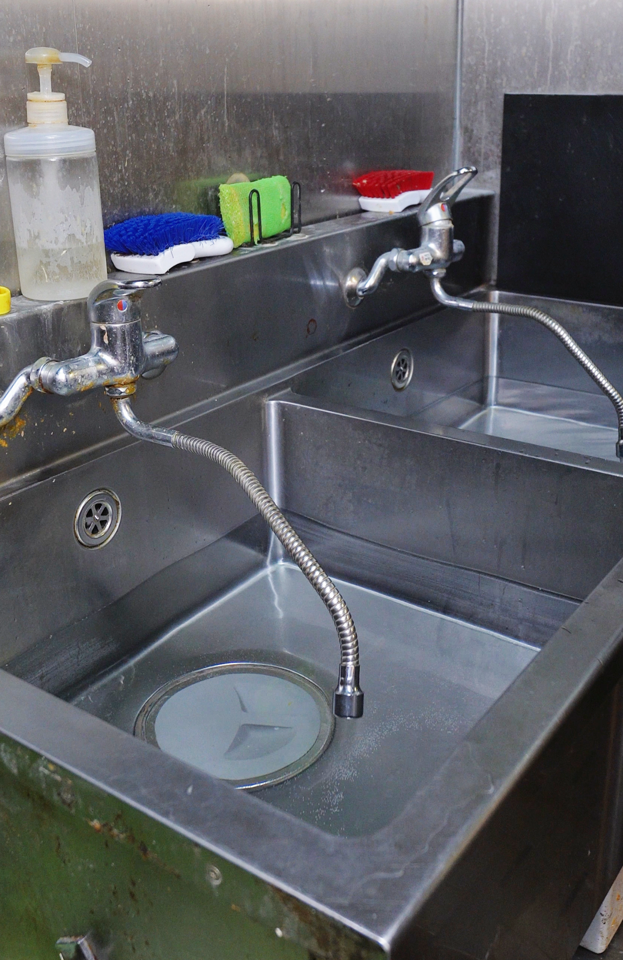 約40℃のお湯を入れる